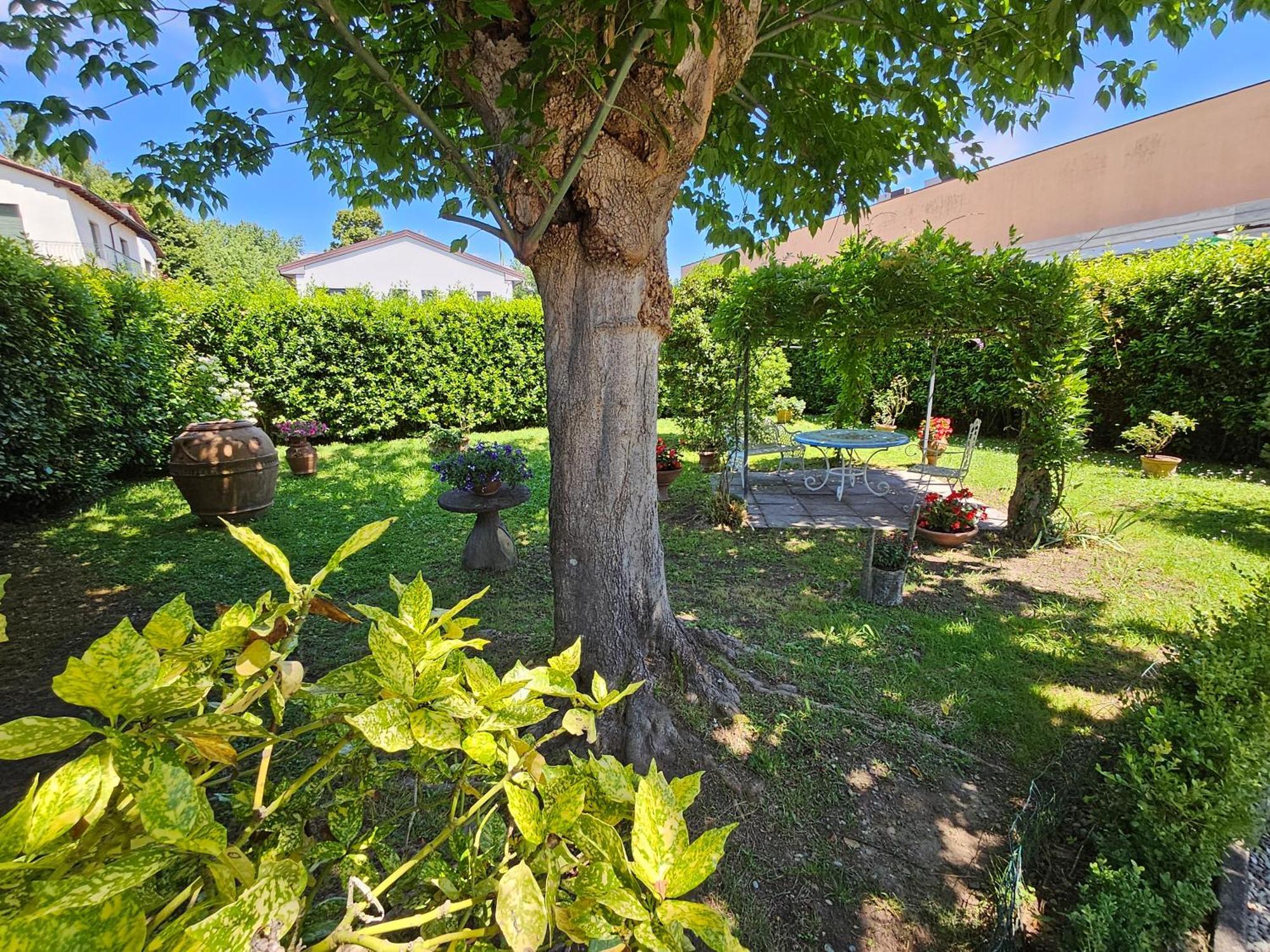 B&B Casa Tessieri ลุคคา ภายนอก รูปภาพ